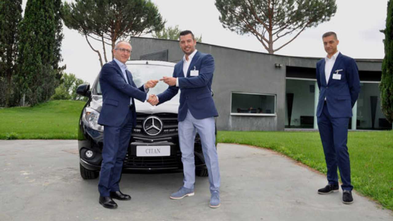 Mercedes, cento Citan per Autoclik