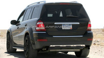 Mercedes GL-Class with AMG package desert spy photo 17.08.2010