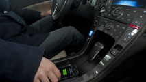 General Motors and Powermat wireless charging technology for electronic gadgets 06.01.2011