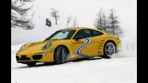 Porsche 911 alla Porsche Sport Driving School Ice 2012