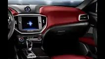 Nuova Maserati Ghibli, le prime foto
