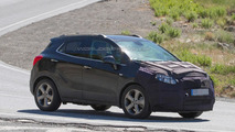 2016 Opel Mokka facelift spy photo