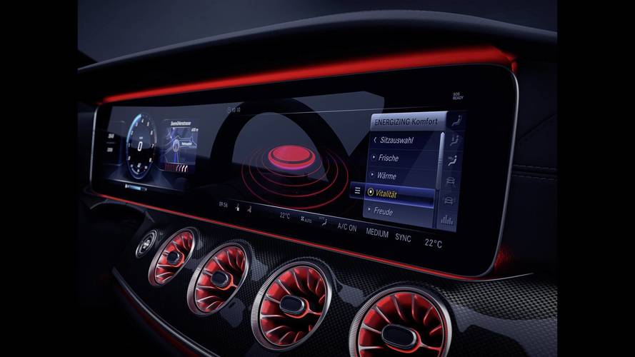 Mercedes-Benz CLS teaser 2