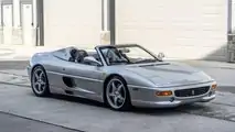Shaq'ın Ferrari F355 Spider'ı