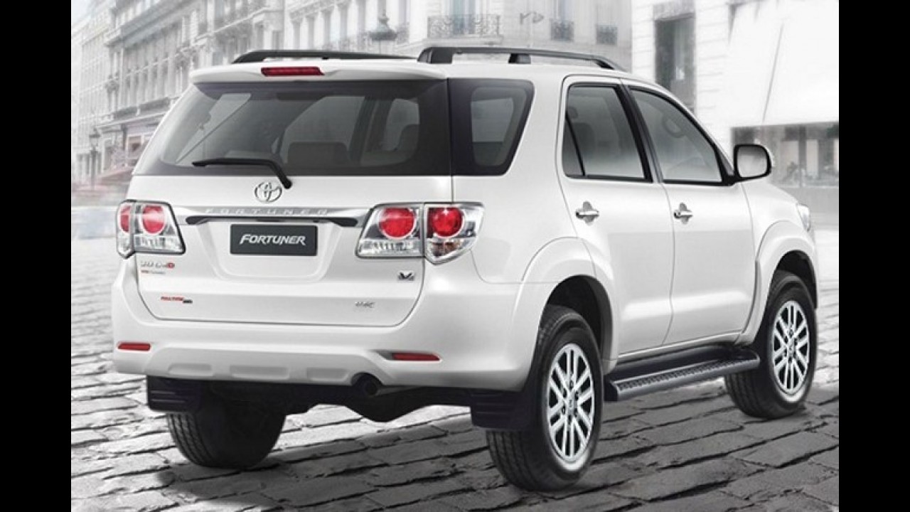 Depois da Hilux, Toyota SW4 2012 aparece por completo em site na Tailândia