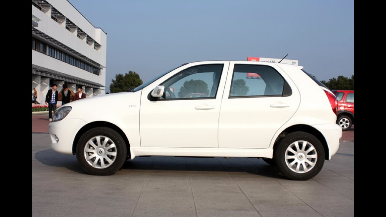 Salão de Montevidéu: Lançamento do Zotye Z200 revive geração anterior do Fiat Palio