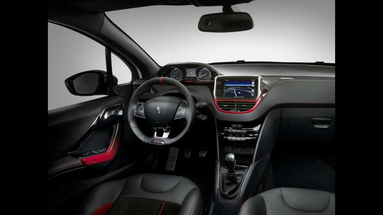 Peugeot 208 GTi custa o equivalente a R$ 59.140 no Reino Unido - Lançamento no Brasil é cogitado