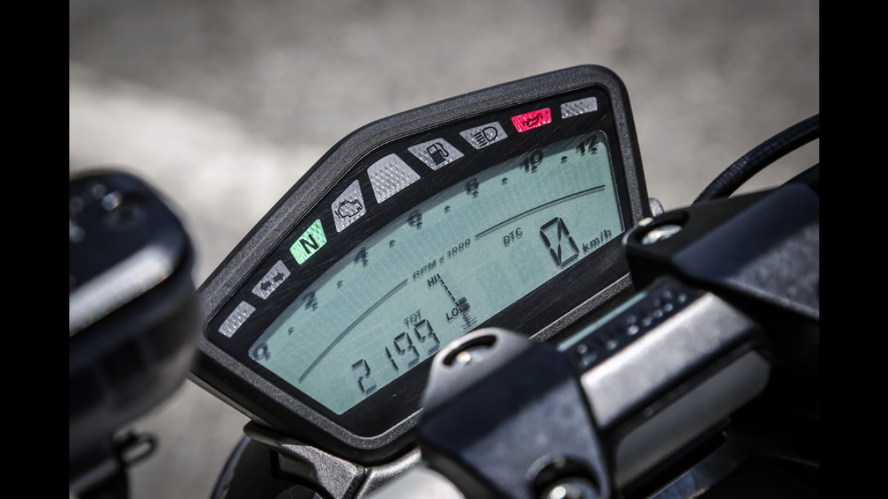 Teste CARPLACE: Audi RS6 e Ducati Streetfighter 848 - dinheiro traz velocidade