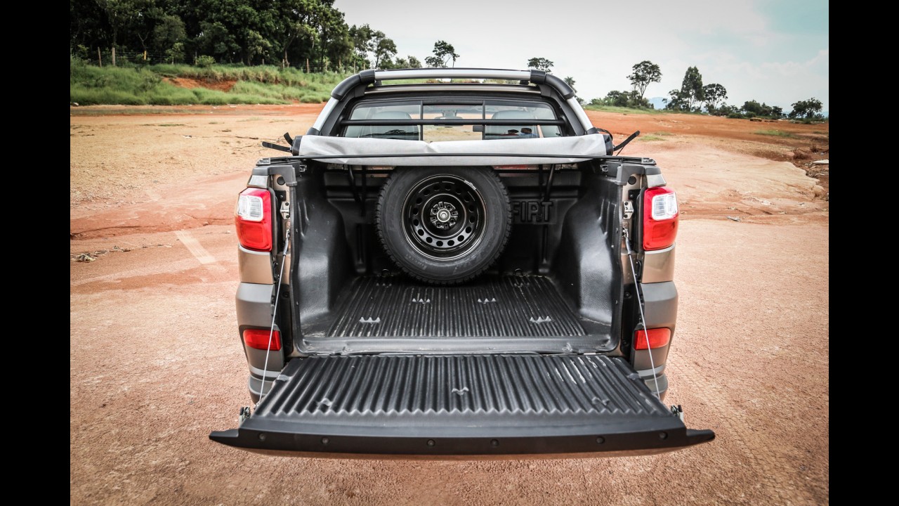 Teste CARPLACE: líder Strada é desafiada pelas novas Saveiro 16V e Ranger Sport