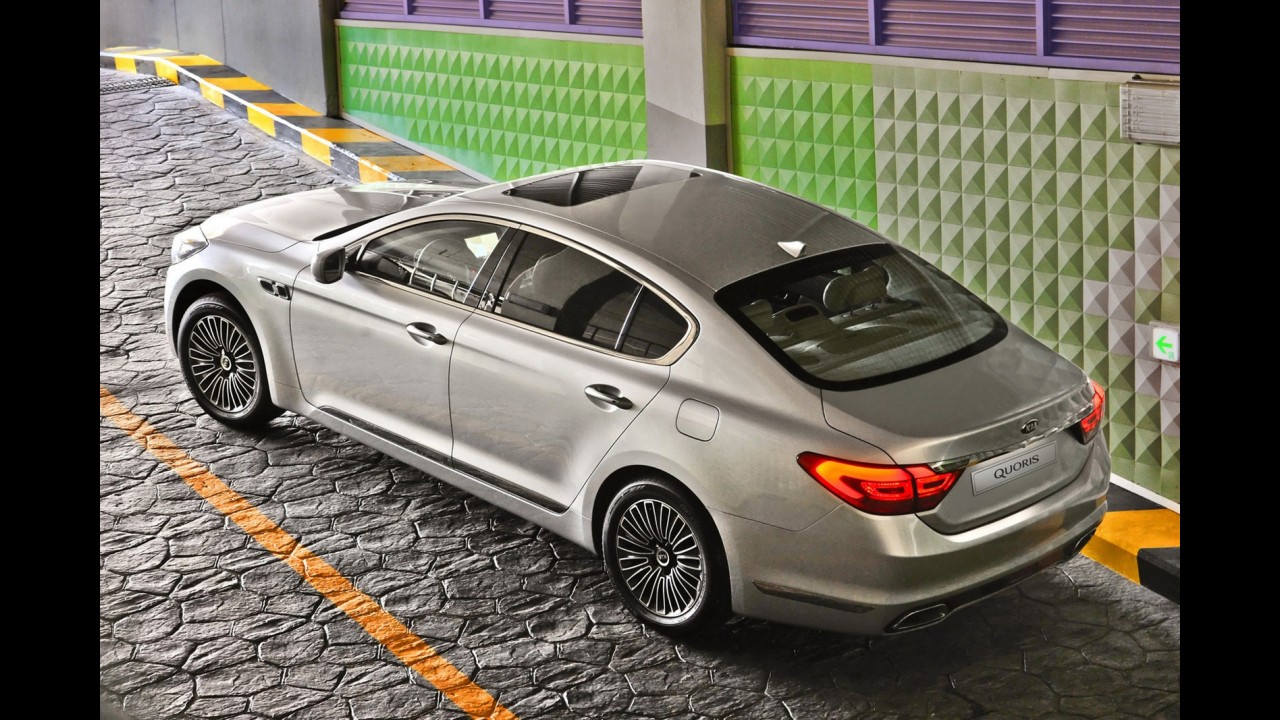 Sedã de luxo Kia K9 será batizado de Quoris fora da Coreia do Sul