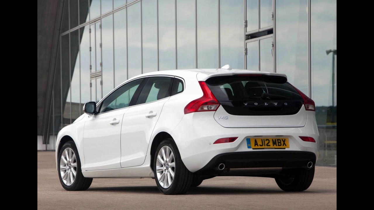 Volvo lança V40 no Brasil por R$ 115.950 iniciais