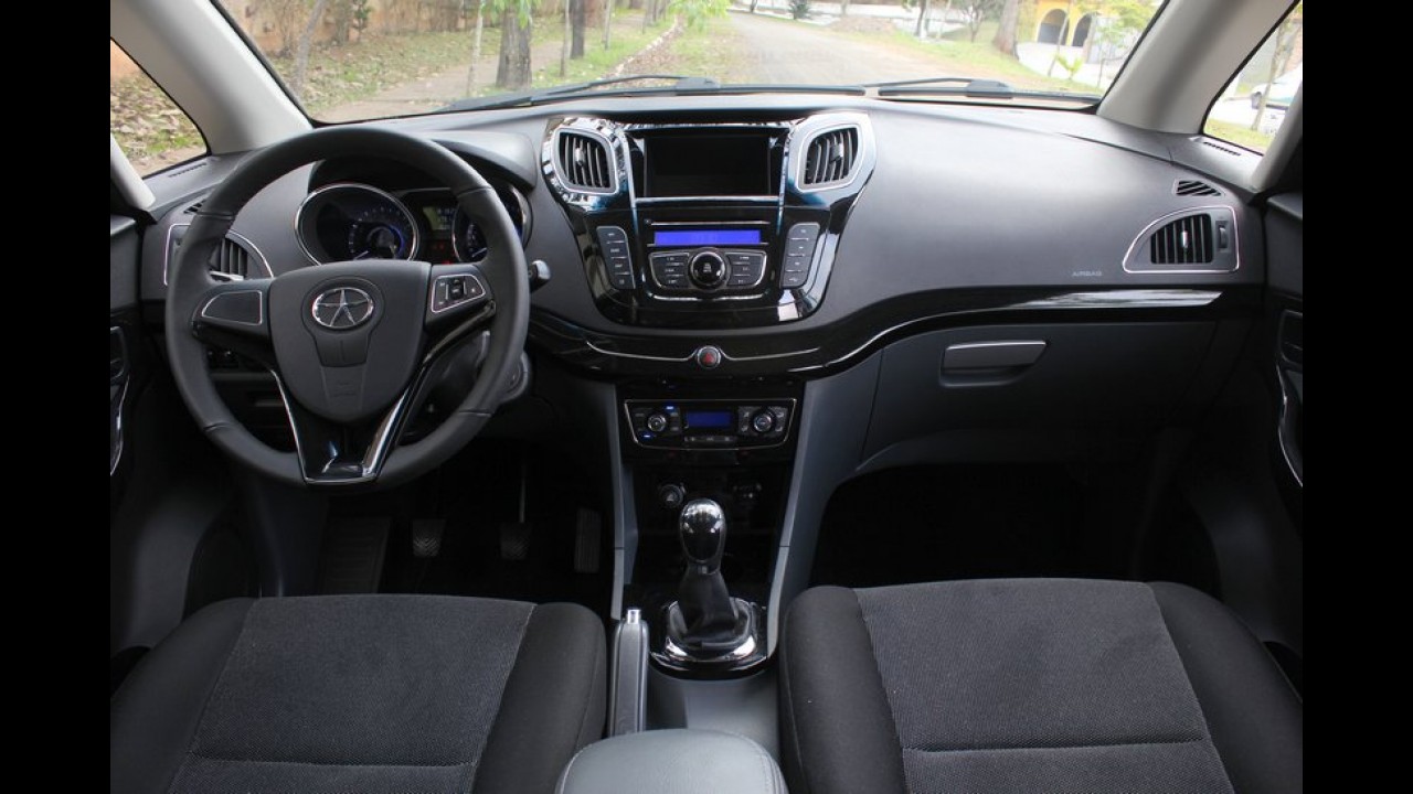 Avaliação: JAC J6 Diamond dá um passo à frente em visual e conforto