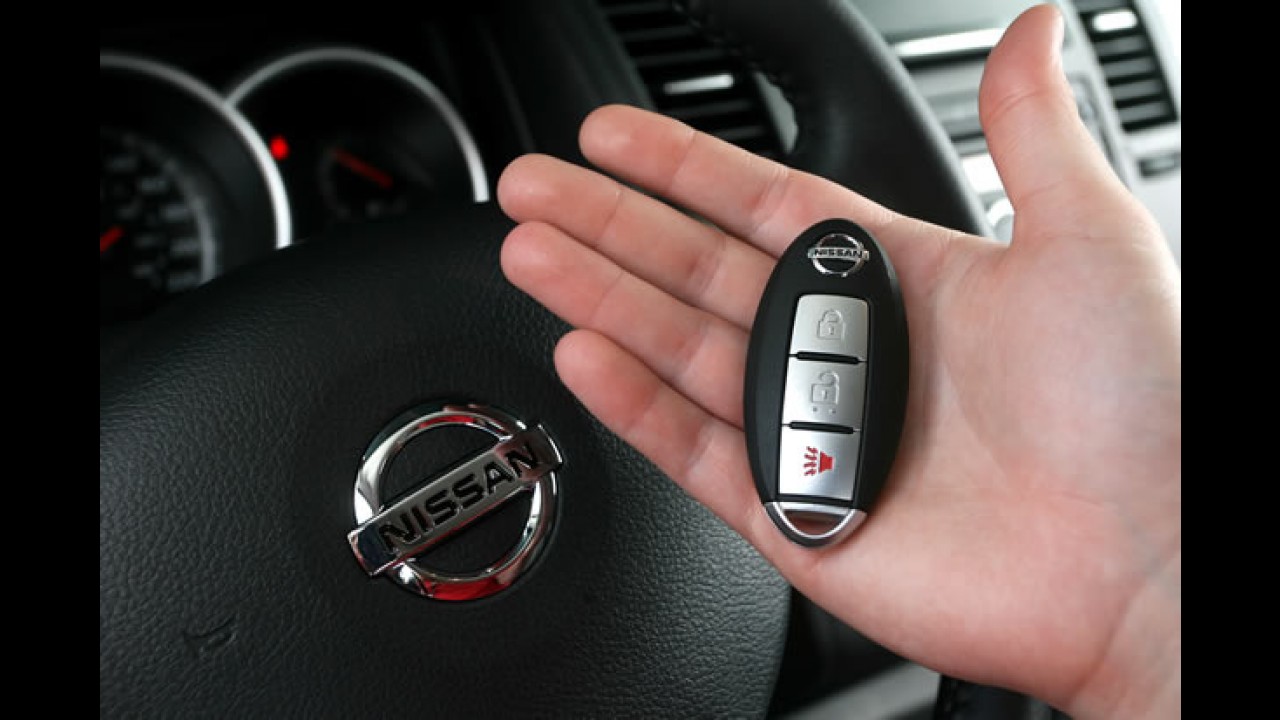 Nissan Tiida 2010 chega com leves mudanças visuais e novos itens por R$ 48.990 - Veja fotos