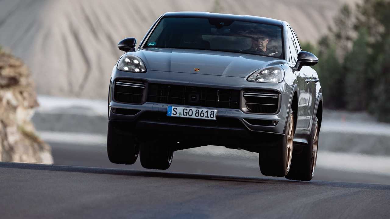 Porsche Cayenne Turbo GT, la prova in pista