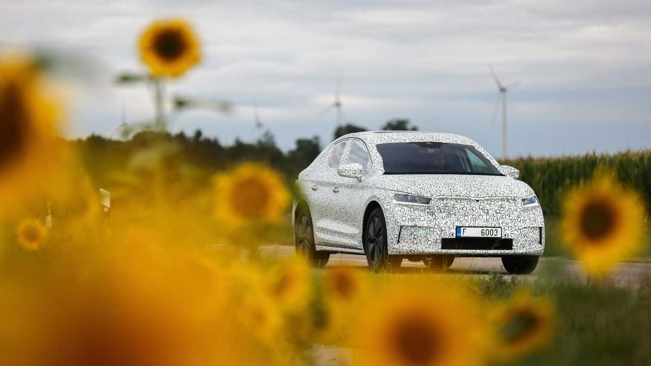 Skoda Enyaq Coupe iV, prova su strada del prototipo