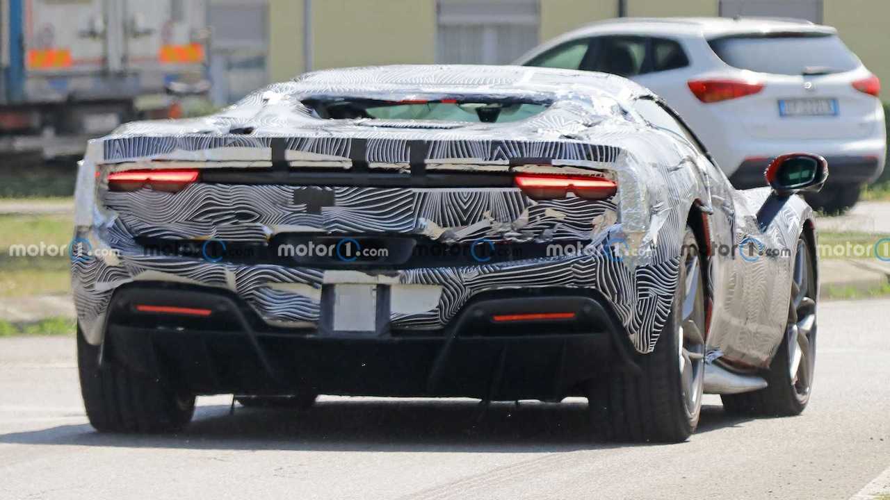 Fotos espía del Ferrari 296