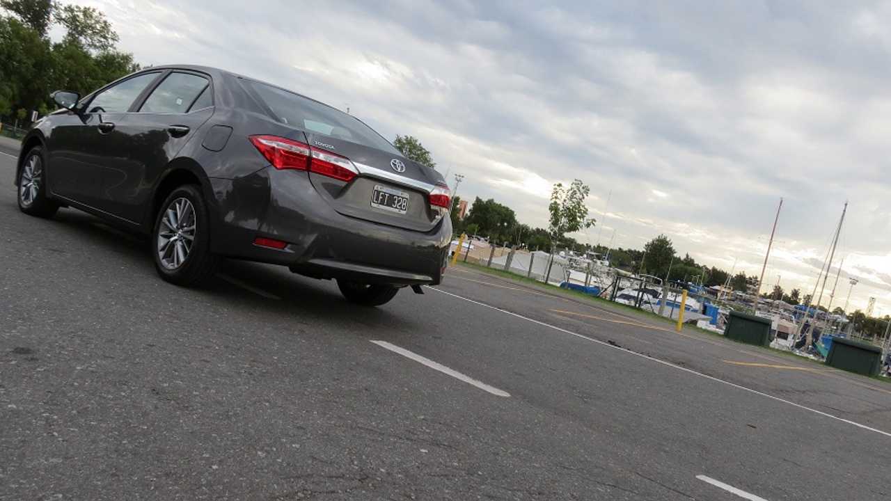 En el garage de Autoblog: Toyota Corolla 1.8 SE-G CVT