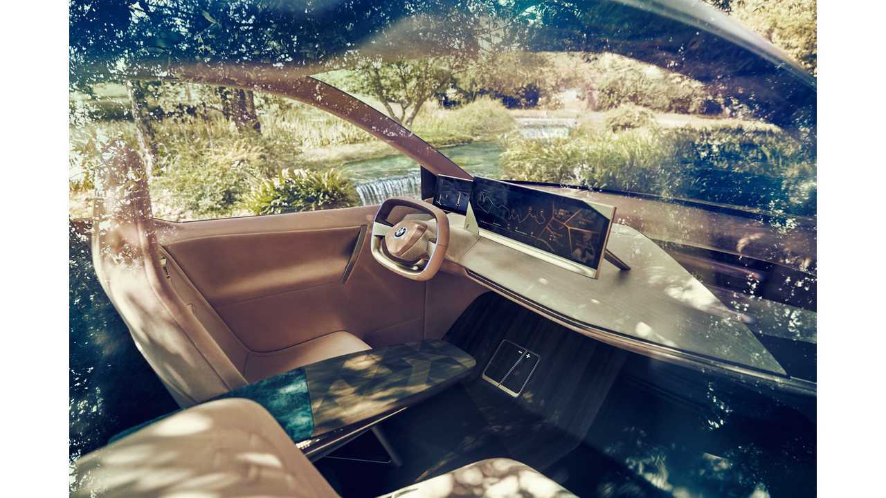 BMW iNEXT interior2