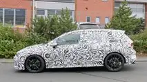Volkswagen Golf 8 GTI Erlkönigfoto