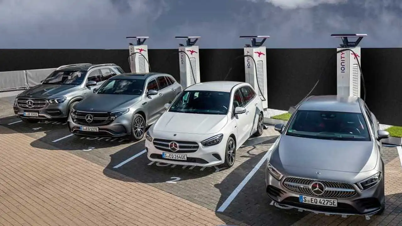 Mercedes Erklart Seine Zwei Arten Von Plug In Hybrid Antrieben