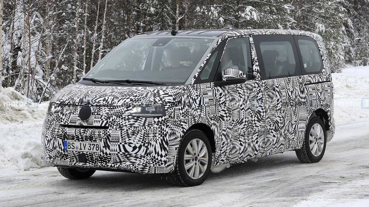 Volkswagen T7 Multivan casus fotoğraf