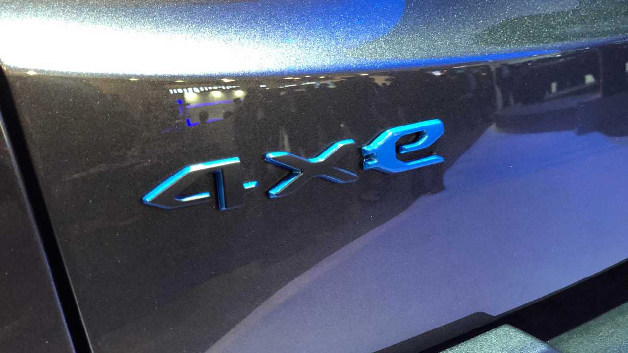 Jeep PHEVs At CES Live Image