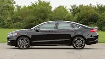 2017 Ford Fusion Sport: Review