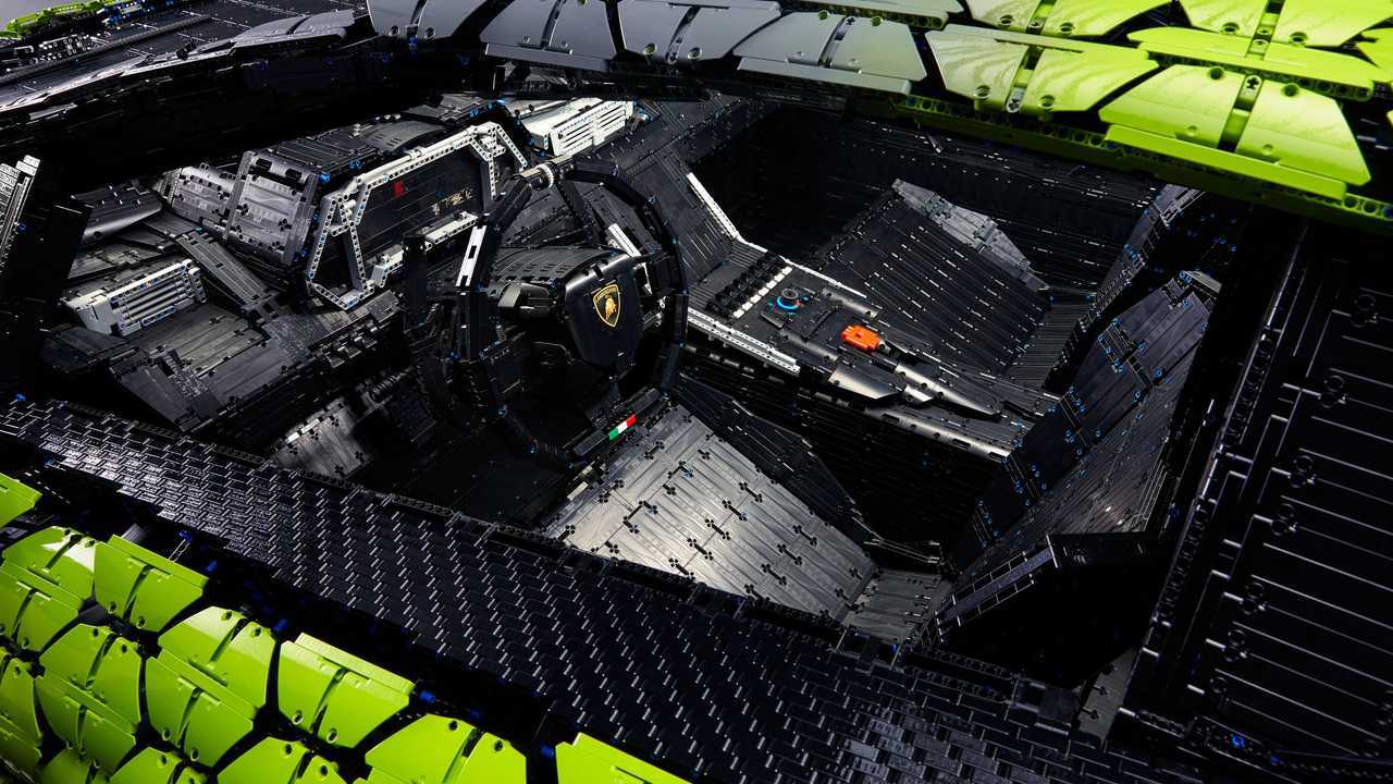 Lamborghini Sian FKP 37 Lego replica