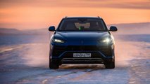 Lamborghini Urus, record di velocità sul ghiaccio