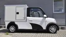 ARI-458-Kofferaufbau-mit-Tu╠êr