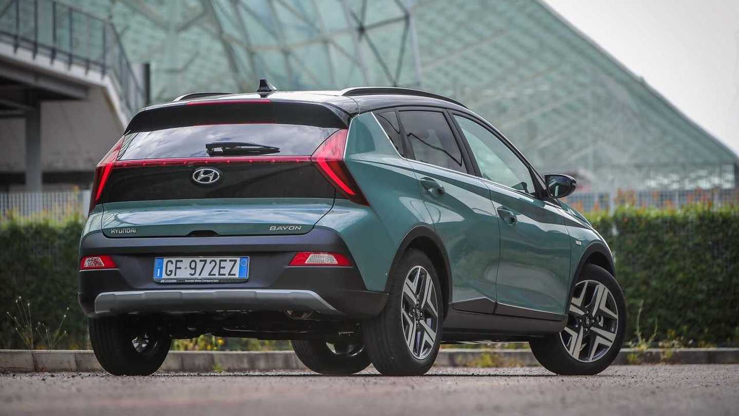 Hyundai Bayon, prova, dimensioni, consumi, prezzi, interni