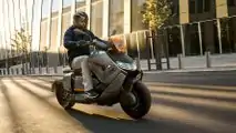 BMW CE 04 - scooter elétrico - movimento