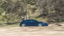 Quartier avant extérieur de la Porsche Taycan Turbo Cross Turismo 2021