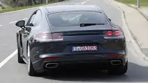 2017 Porsche Panamera spy photo