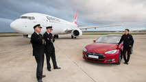 Tesla Model S vs. Boeing 737