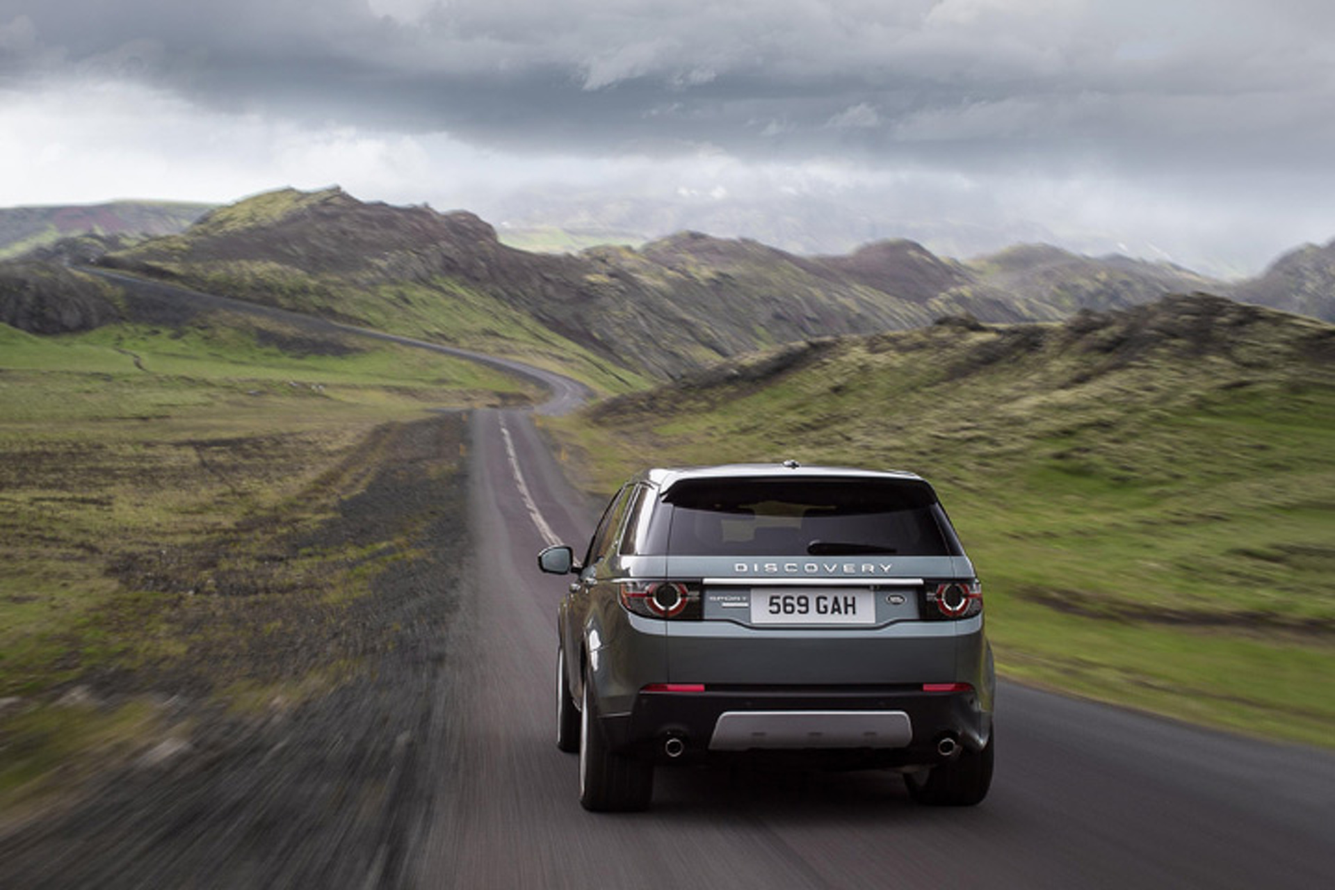 Handsome New Land Rover Discovery Sport Breaks Cover