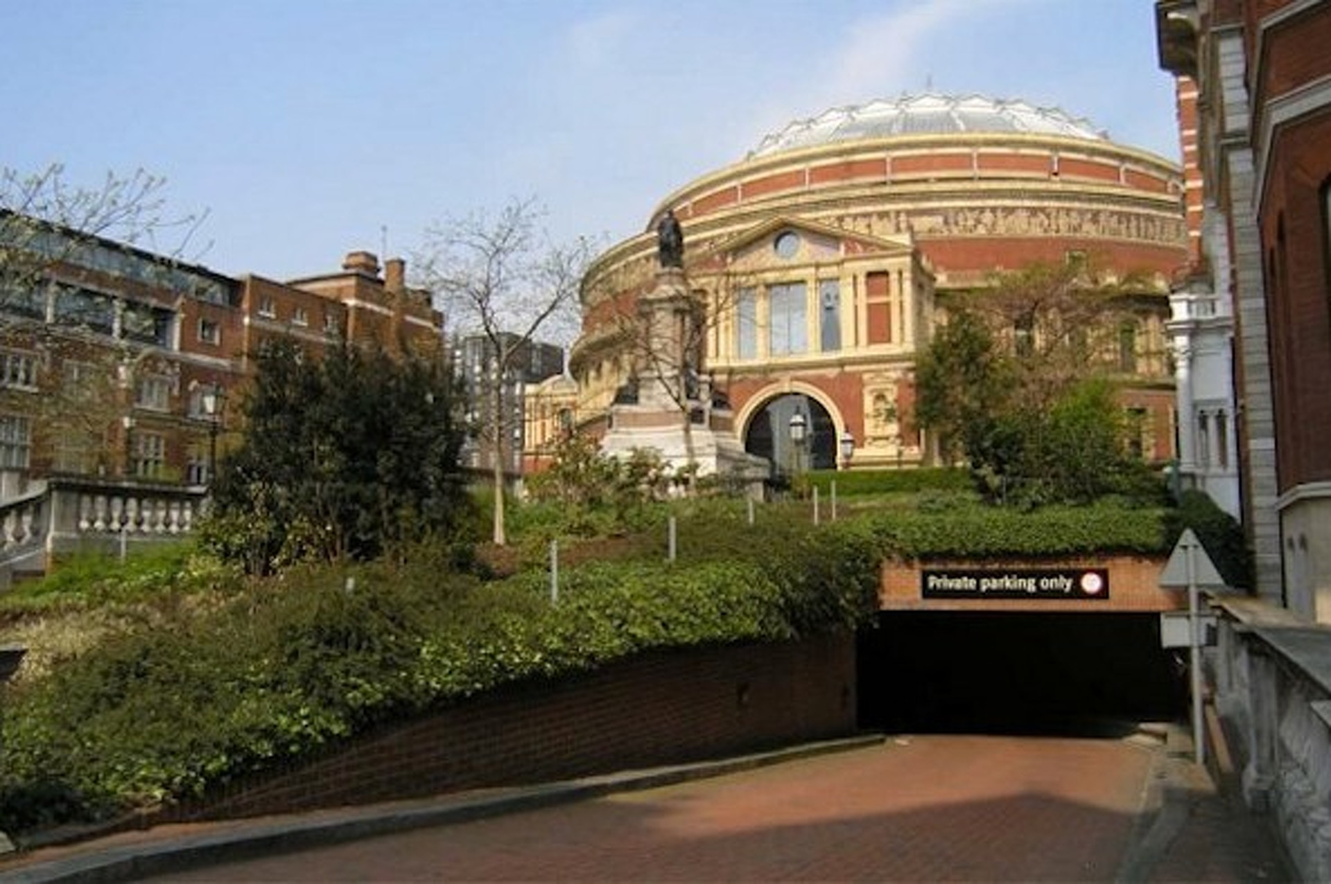 Most Expensive Parking Spaces in UK Selling for £400,000!