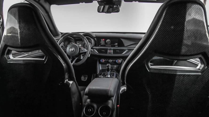 2018 Alfa Romeo Stelvio Quadrifoglio