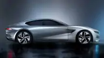 Pininfarina zeigt HK GT mit Flügeltüren