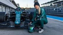 Jessica Hawkins, pilote d'essai de l'Aston Martin F1