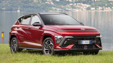 Hyundai Kona full hybrid (2023), la prova