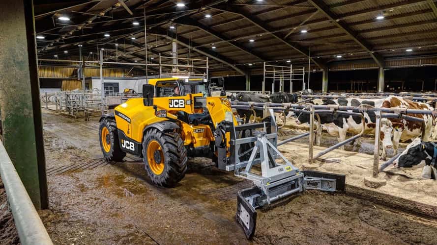 JCB lancia il telescopico 530-60 AGRI SUPER, compatto e potente