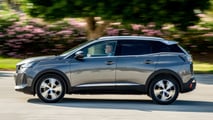 Foto - Peugeot 3008 Hybrid (2023), la prova su stradda