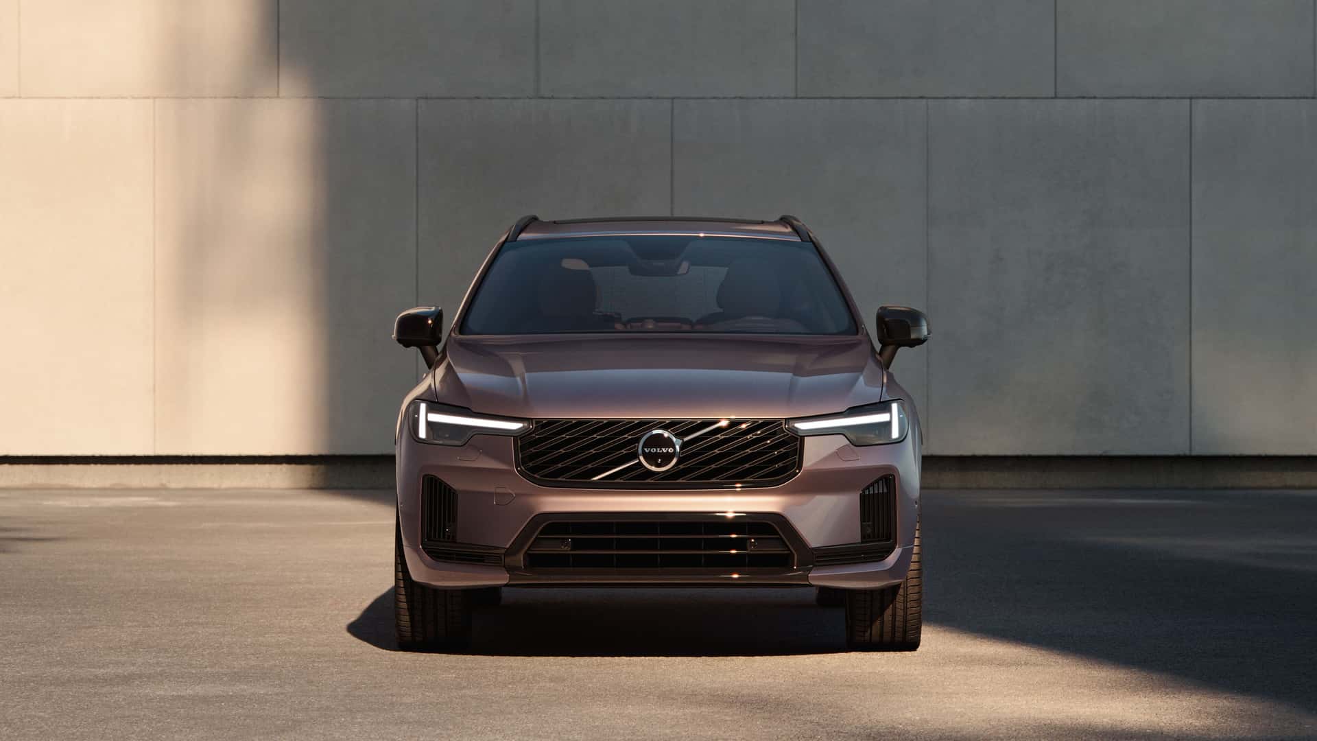 Volvo XC60 2028 анфас