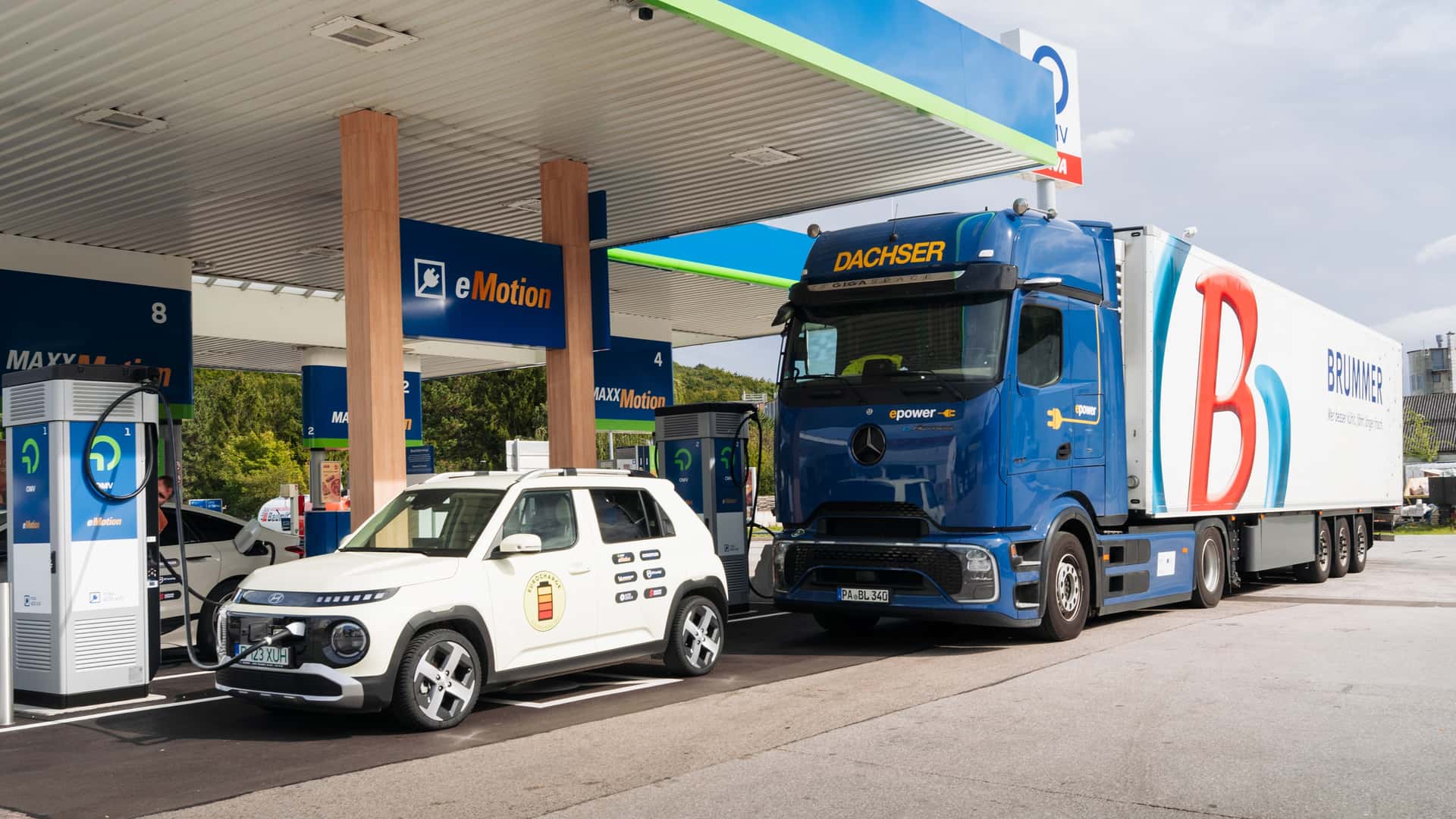 Europa: Los coches eléctricos son significativamente más baratos de usar que los de gasolina, incluso con carga pública
