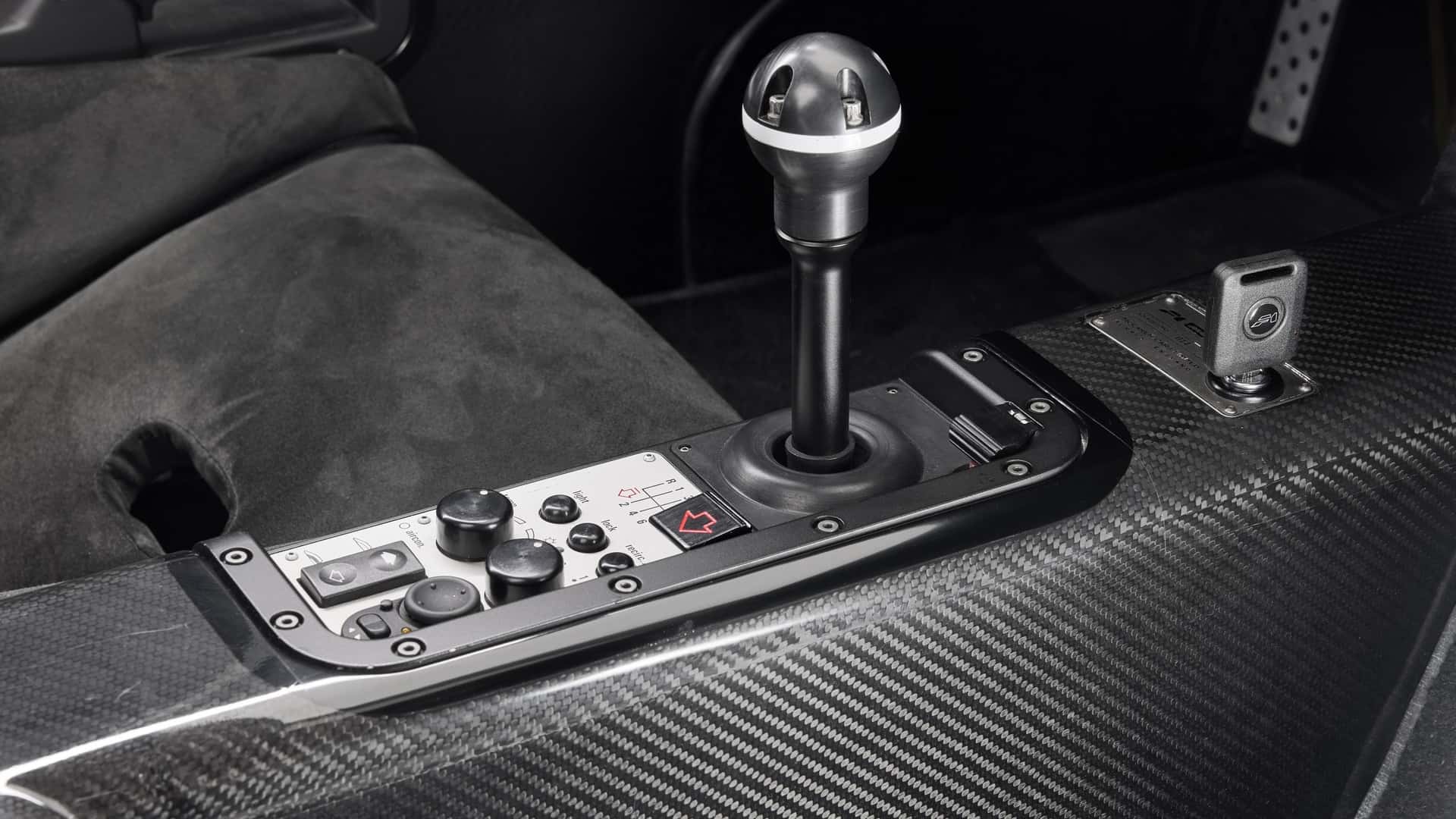Is McLaren Really Bringing Back The Manual Gearbox?