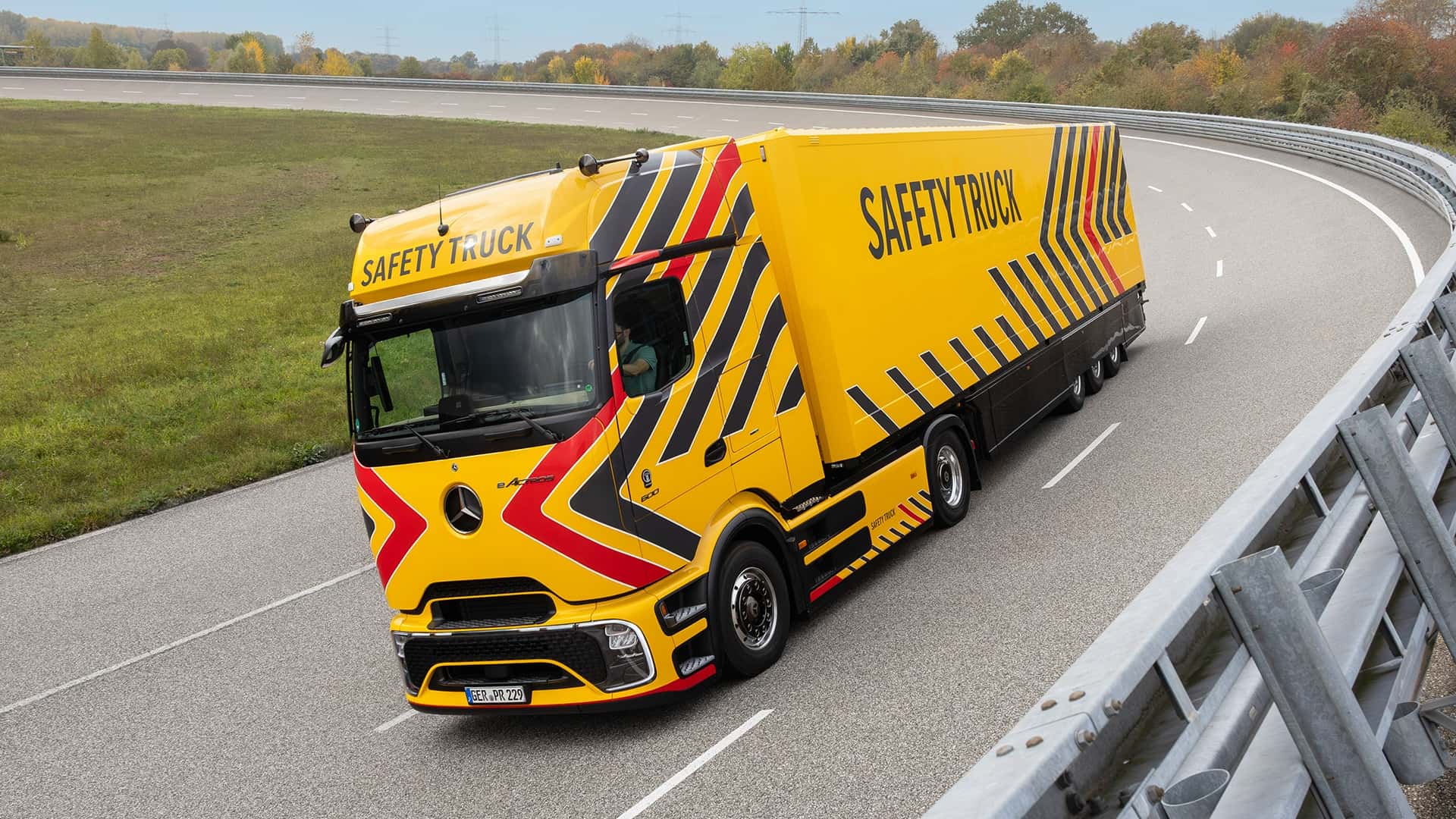 Mercedes-Safety-Truck-eActros-600-Wenn-Hightech-wirklich-sch-tzt