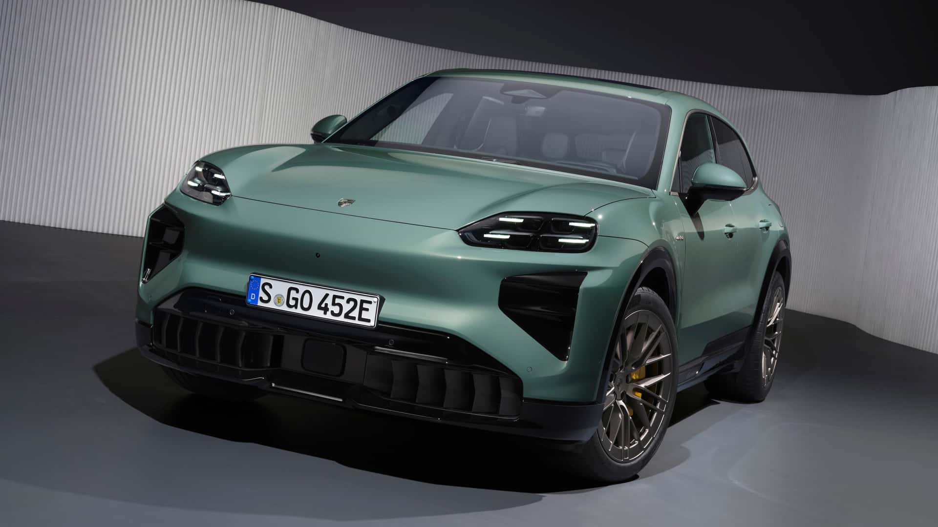 2026 Porsche Cayenne Electric Revealed: The Most Powerful Porsche Ever