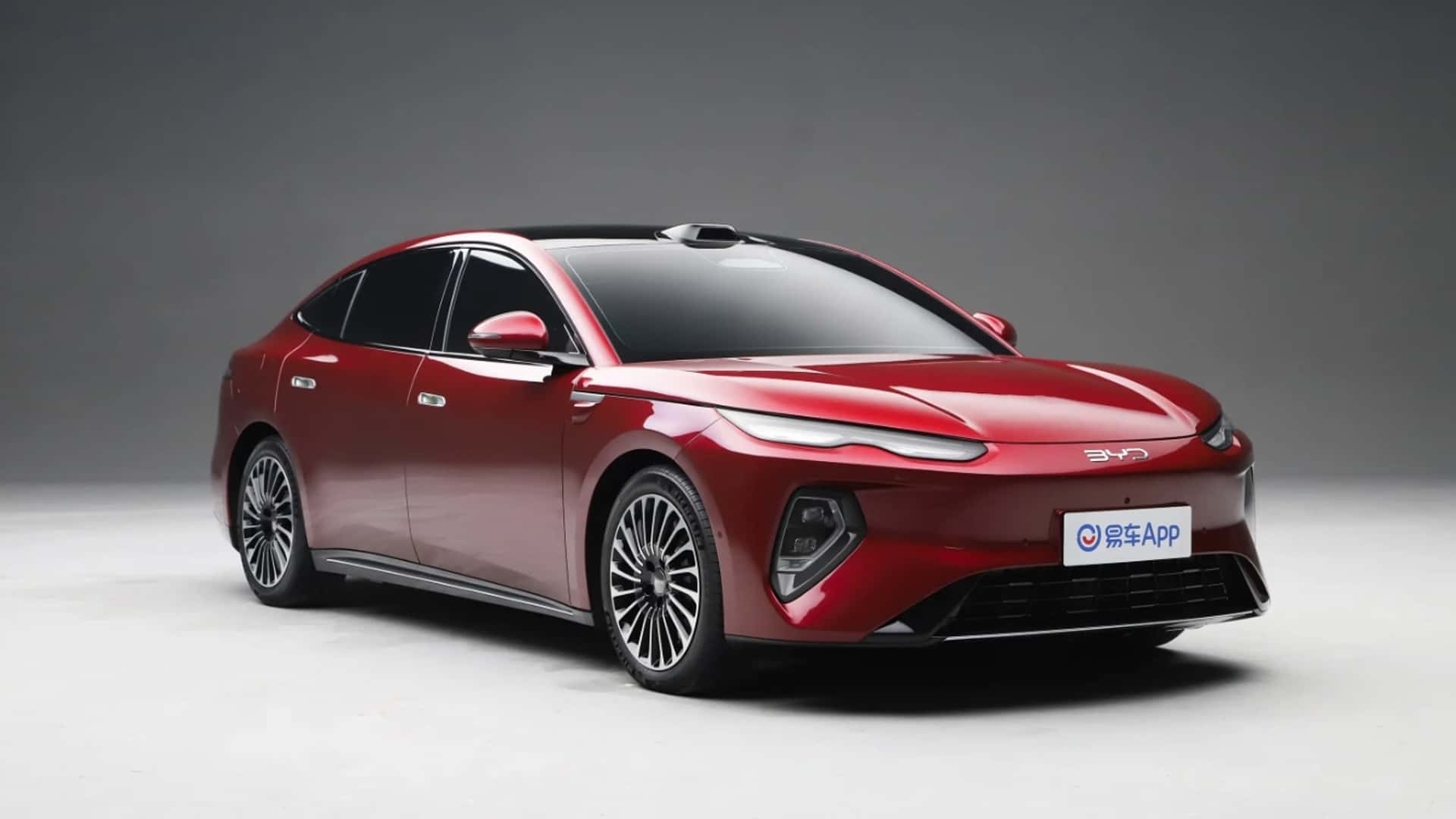 Novo BYD Seal 08 é revelado com 1.000 km de alcance e 644 cv