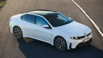 بي إم دبليو i3 50 xDrive (2026) الإصدار الأول